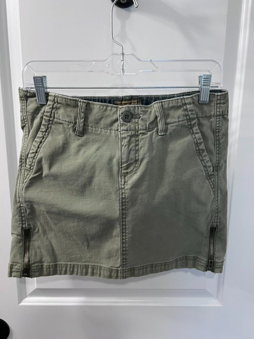 Lucky Brand Olive Utility Mini Skirt Sage Green Zip Detail Size 4 Y2K